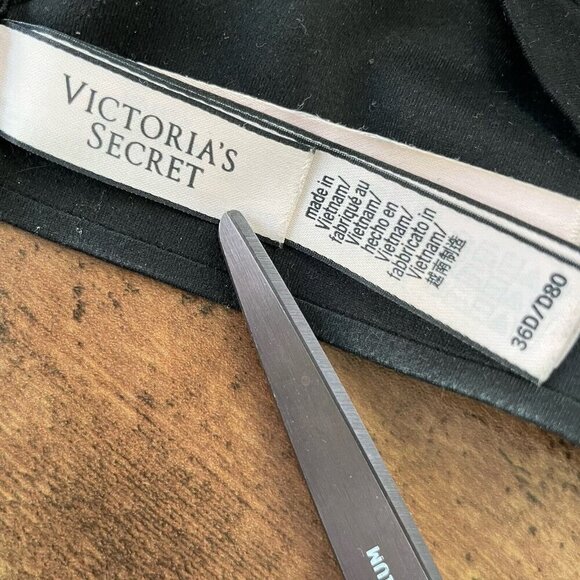 Victorias Secret 36D Bra Black Perfect Coverage Underwire Multiway Straps Lined - Picture 6 of 7